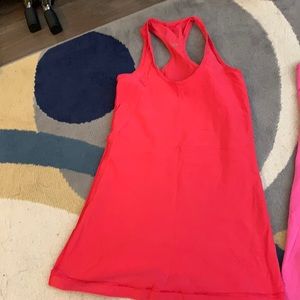 Lululemon tank